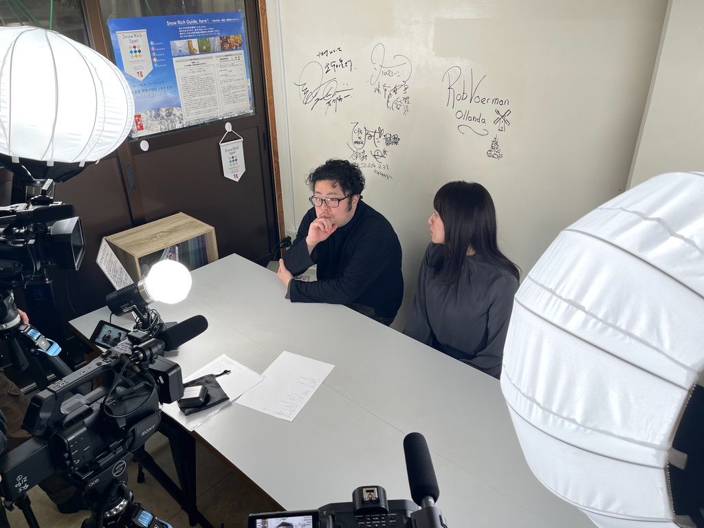 スタジオ対談セッティング